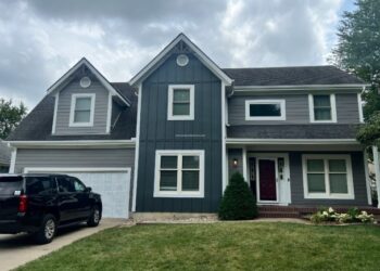 James Hardie Aged Pewter Siding in Olathe, KS | Sure Point Exteriors